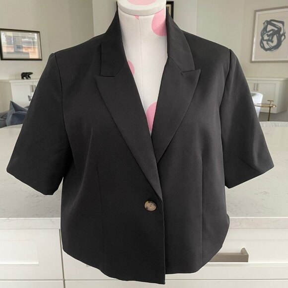 Vero Moda SS One Button Notch Collar Boxy Cut Lined Cropped Jacket Black Sz 8 - Picture 2 of 8
